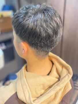 バーバーバー 四谷(BARBER-BAR) 大人カッコいい20代30代ツーセクションマッシュスタイル