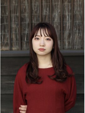マムヘアー(mum HAIR) 前髪軽めのロングスタイル