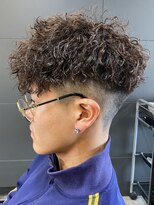 ニアウ 伊勢崎連取店(Niau)&nbsp;メンズマッシュパーマツイストスパイラルパーマ波巻きパーマ