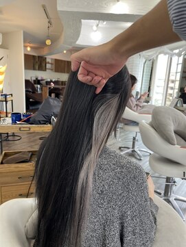 クラン ヘアーアンドスタジオ(CLAN hair & studio) インナーハイライトえくすて