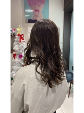 アース オーセンティック 松山銀天街店(EARTH Autentic) アクアカラー