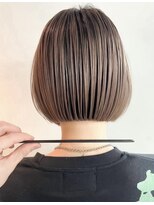 ジルブラン(JIL BLAN) ハイライトバレイヤージュダブルカラーショートカット30代40代