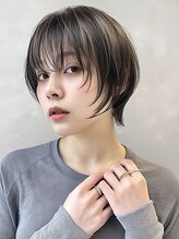 【まろやか×モード×グレージュ×ショート】クールになりすぎない、柔らかショートの味方♪