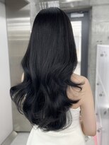 エヌアイ オモテサンドウ(ni omotesando) ブルーグレージュ/透明感カラー/レイヤーカット 上野