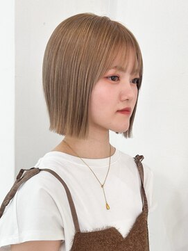 カシェル トウキョウ(Cashel Tokyo) ブリーチなしベージュ ボブ ライトニングダブルカラー必須