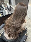 オリーブベージュ