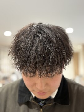 レボ 神宮寺店(Revo) 刈り上げマッシュに。縦落ちツイスパ