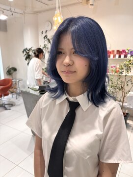 ステラ ヘア デザイン サロン(STELLA hair design salon) ハッシュカット×ネイビーブルー 【由比藤】