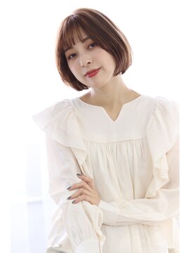 ヘアリゾート ブーケ(hair+resort bouquet) 20代30代40代/ショートボブ×シースルーバング×ペールベージュ