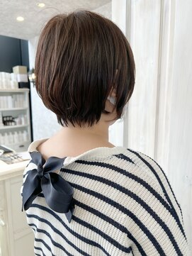 キャアリー(Caary) 福山市美容室Caary人気 前下がりショートボブ柔らかブラウン