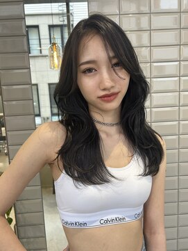 リリー(Lilley) 【lilley 稲永麻衣】レイヤーカット+黒染め風カラー天神/今泉