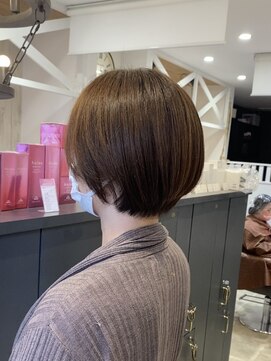 コスタ オブ リシェール(The COSTA of RICHAIR) 黒髪/グレーベージュ/レイヤーロング/前髪パーマ/ショートボブ