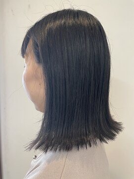 ラズープリット セミロング切りっぱなし