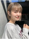 Say.reeミニボブブリーチワンレン前髪ミルクティーベージュ小顔