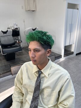 メンズ サロン ドット トウキョウ 町田店(men's salon dot. tokyo) 【小柳裕夢】緑色スパイキーショート