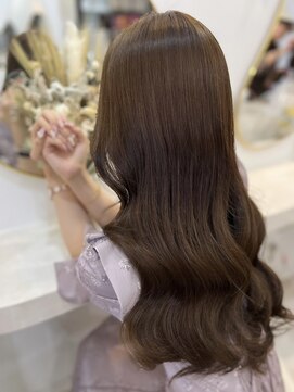 ラビス(Lovis) 前髪カタログ/アンブレラカラー/こなれミディ/イメチェン