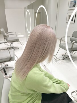 ハイブ 金沢(Hive) 10代20代ブリーチハイトーンホワイトミルクティーベージュ