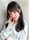 後れ毛が可愛い顔周りハイレイヤーロングチェリーブラウン