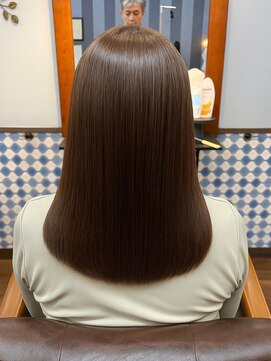 エブリーストレート エイジング毛対応縮毛矯正＋トリートメント