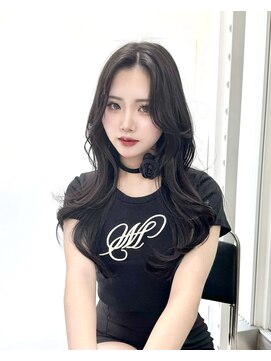 シアター 札幌大通り(THEATER) 大通/大通駅/学割U24/前髪カット/顔周りカット/インナーカラー