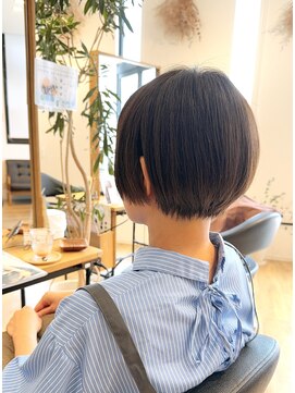 アンジュールリバティー(UN JOUR LIBERTY) 小頭ボブ