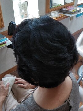 美容室 沙羅 CUT、COLOR