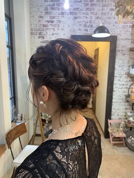 ヘアー アイス カンナ(HAIR ICI Canna) ショートでもお呼ばれヘア!どの角度から見ても可愛い!