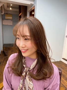 ピース トウキョウ(PEACE TOKYO) ウザバングで韓国風ヘア