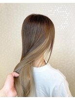 ヘアーアンドメイク ドレス(DRESS)&nbsp;インナーカラー　ミルクティ
