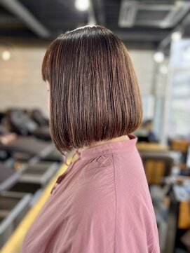 ソイクフ(SOY KUFU) 20代30代40代イメチェン似合わせカットフルバングレッドブラウン