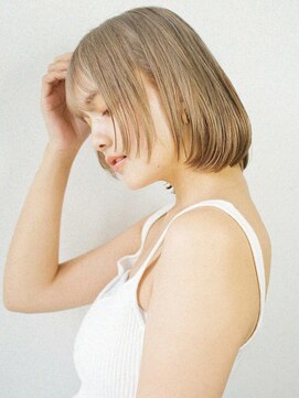 スリール 熊本(suri-ru) ●ミディアムウルフボブウルフカットくびれカットレイヤーカット