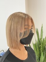 ヨロ 小岩(YOLO) ハイライトカラーミルクティーベージュケアブリーチダブルカラー