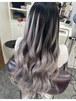 トゥエンティーフォー 泉大津店(24)&nbsp;バレイヤージュ風エクステ