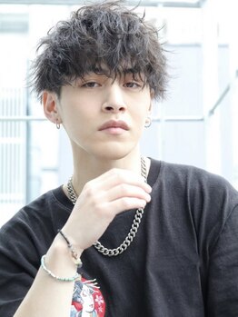 ジャンティ(GENTIL)の写真/ＯＮ／ＯＦＦキマる２WAYスタイル◎シンプルだけど、なんかいい。大人の色気も漂わせる雰囲気に。
