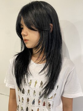 ドットプラス リム(Dot+LIM) 毛先細めレイヤースタイル