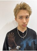 短髪でもかっこいいフェザーショート!