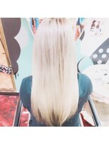 サファイア(SAPPHIRE)&nbsp;ハイトーンカラーのミルキーホワイト(^O^)／