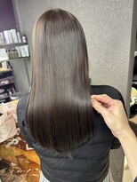 ペレ 栄 アネックス(PELE栄ANNEX) 韓国 くびれロング レイヤー ワンホンヘア 小顔前髪