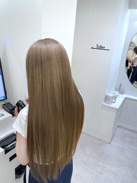 アマトウキョウスマートサロン(AMA TOKYO×Smart Salon) 【sayakaスタイル】顔まわり/レイヤーカット/小顔韓国くびれヘア