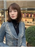ミディアムレイヤー顔周りカットブラウンヘアカラーナチュラル