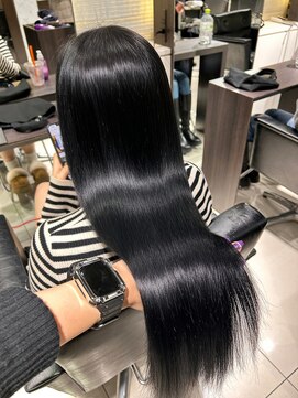 フォルテ ギンザ(FORTE GINZA) 縮毛矯正と艶カラー