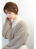 大人小顔ショート耳かけ丸みくびれ30代40代50代