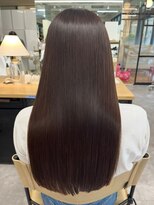 カミエ(kamie)&nbsp;ツヤ感たっぷりのブラウンロング × カット＆カラー＆トリート