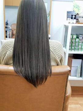 ヘアーアンドスパ アウローラ(AURORA) ナチュラルロング
