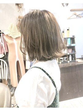 ヘアーアンドアトリエ マール(Hair&Atelier Marl) 【Marl】シナモンベージュカラーの外ハネボブ♪