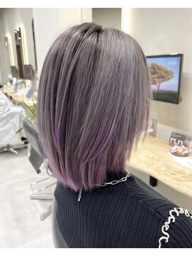 フェリア 松山(Feria) 【Feria松山】ホワイト×パープル☆白石