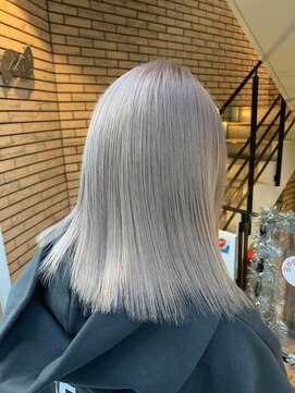 ラフ 難波店(LAFF) #黒髪#ボブルフ#ネビージュ#小顔#ワンレン