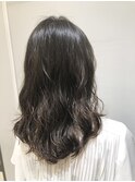 低温デジタルパーマで作るナチュラルなミディアムレイヤーヘア