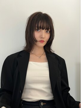 モーメント(a moment) ぱっつんフェイスレイヤーボブ