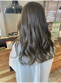 プラチナベージュ